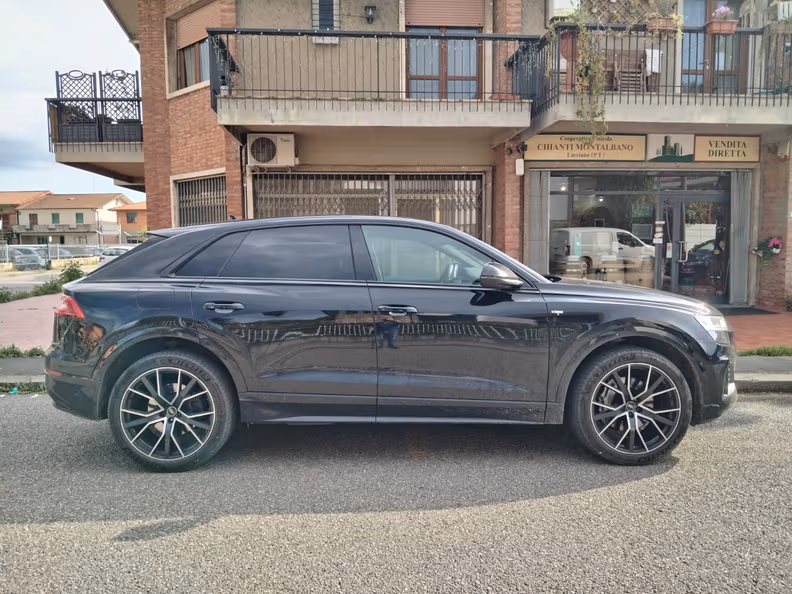 Audi Q8 - 5