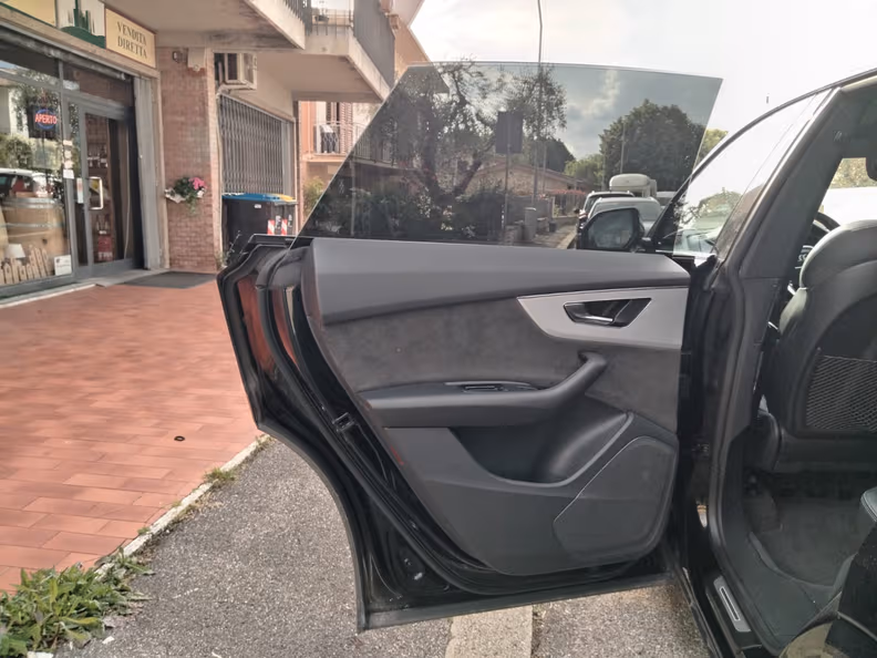 Audi Q8 - 30