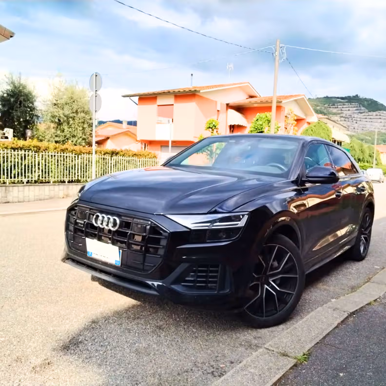 Audi Q8 - 2