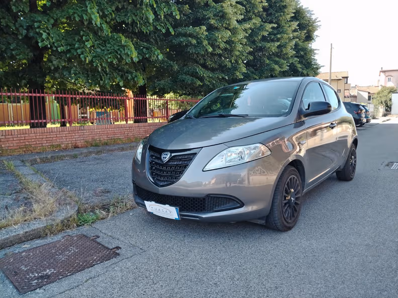 Lancia Ypsilon - 13