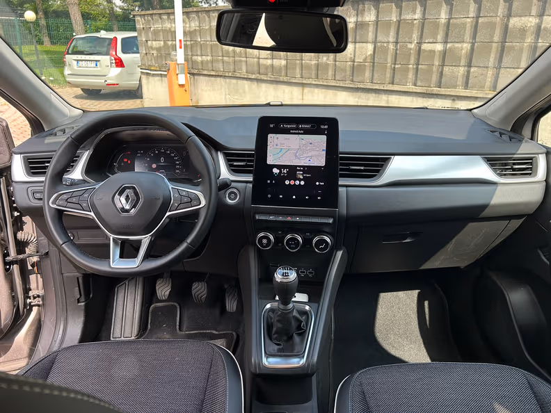 Renault Captur - 29