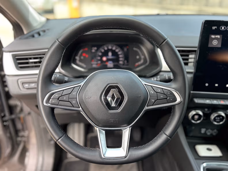 Renault Captur - 16