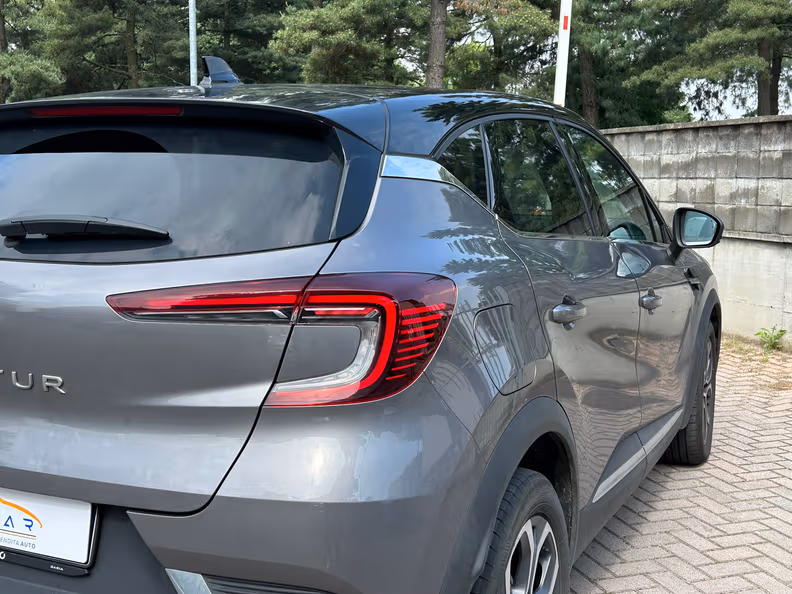 Renault Captur - 10