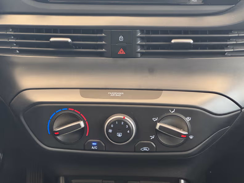 Hyundai i20 - 15