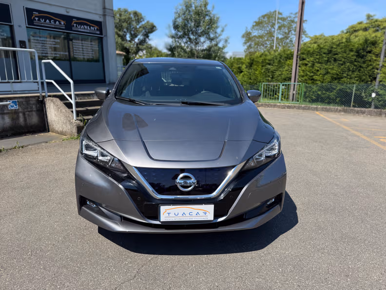 Nissan Leaf - 8