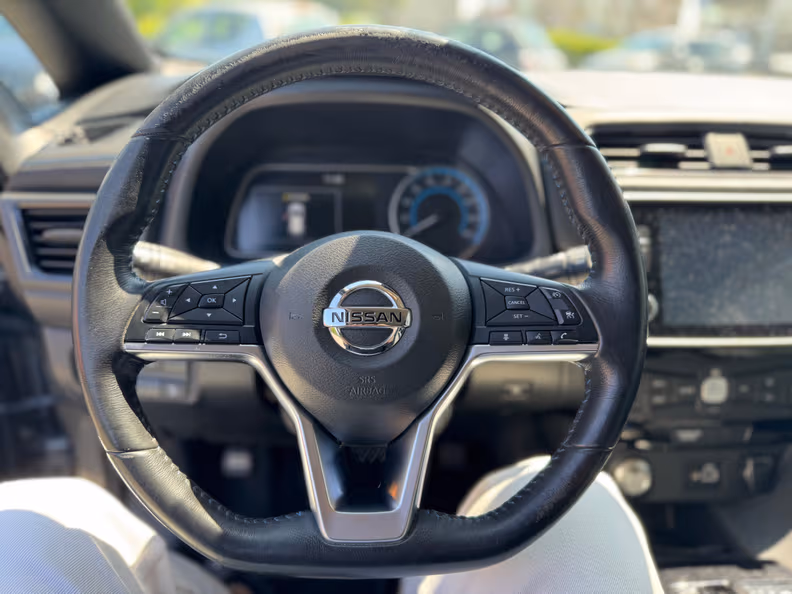 Nissan Leaf - 15