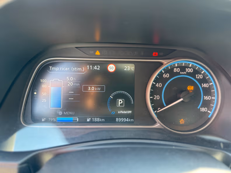 Nissan Leaf - 16