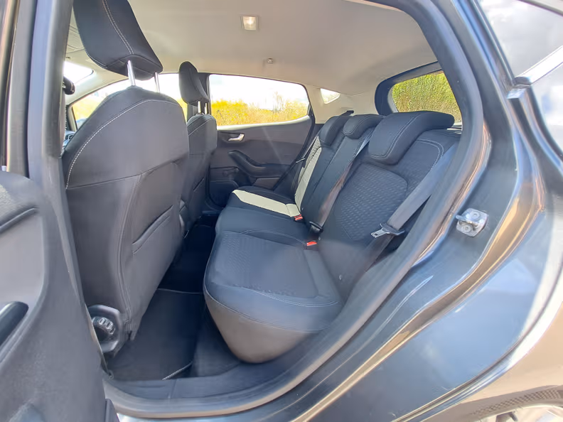 Ford Fiesta - 22