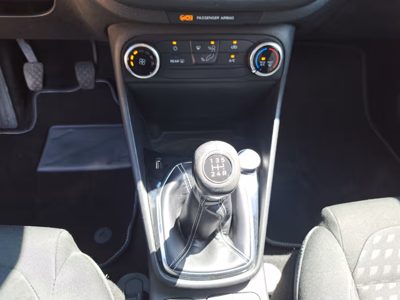 Ford Fiesta - 19