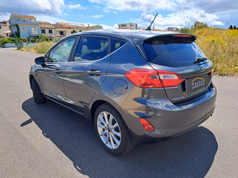Ford Fiesta - 7