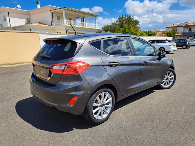 Ford Fiesta - 5