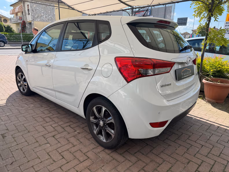 Hyundai ix20 - 5