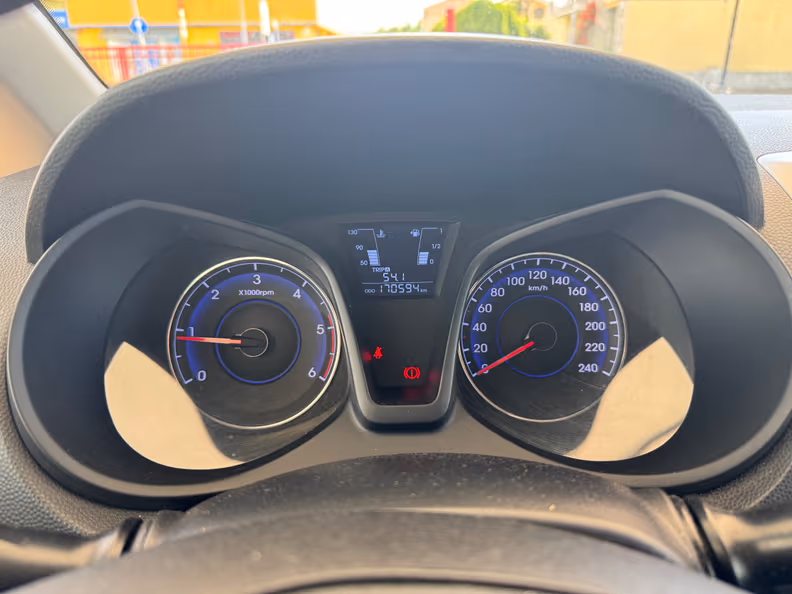 Hyundai ix20 - 12