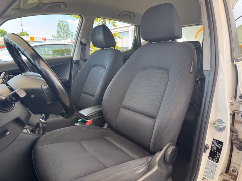 Hyundai ix20 - 10