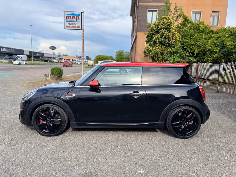 MINI 3-door / 5-door Hatch - 2