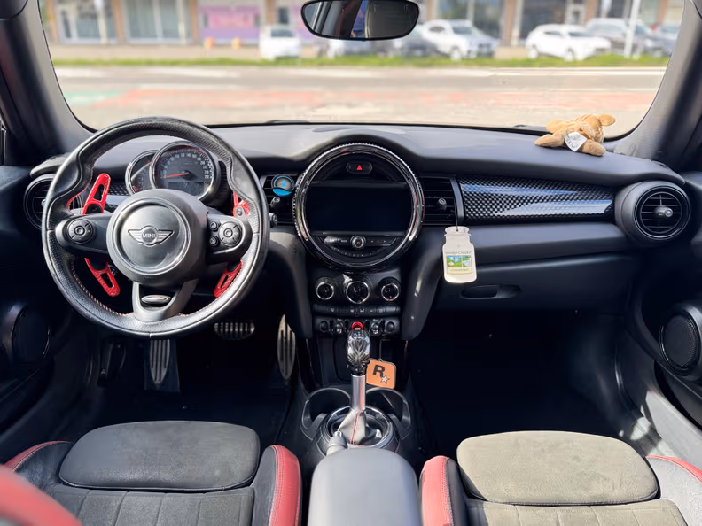 MINI 3-door / 5-door Hatch - 19