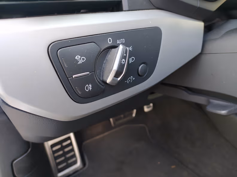 Audi A4 - 45