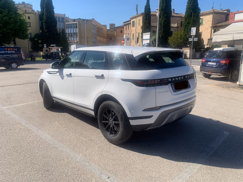 Land Rover Range Rover Evoque - 2