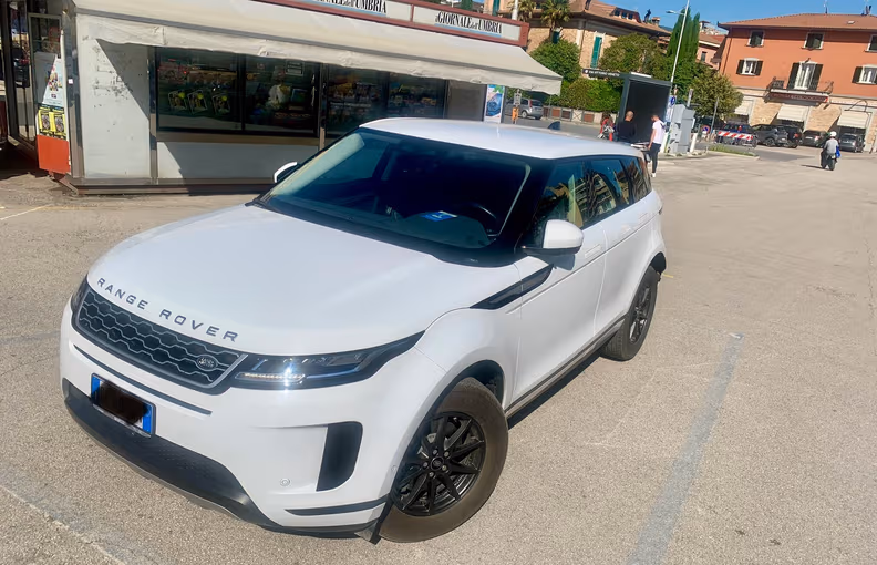 Land Rover Range Rover Evoque - 36