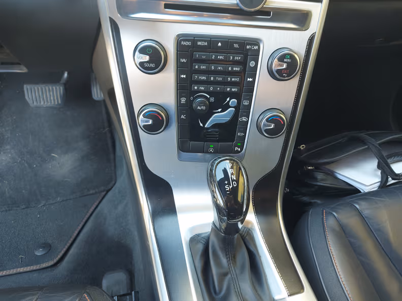 Volvo XC60 - 15