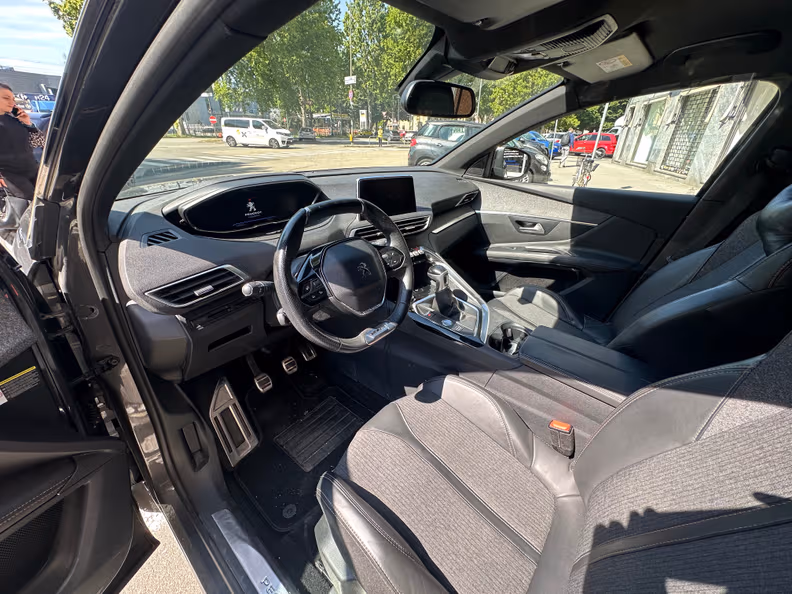 Peugeot 3008 - 43