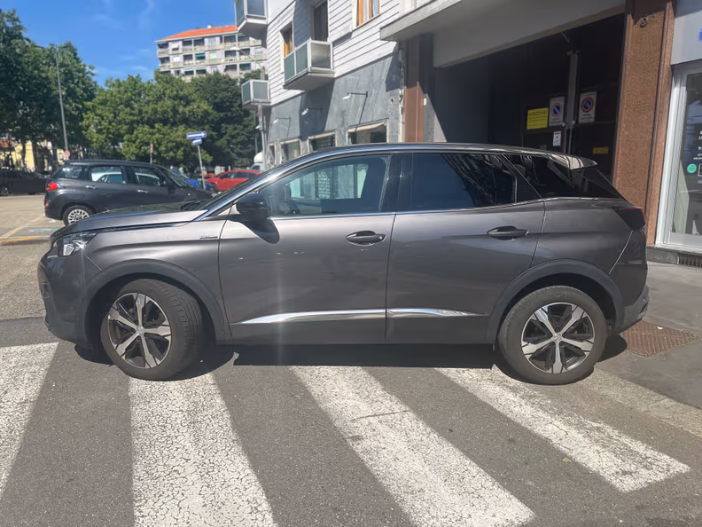 Peugeot 3008 - 8