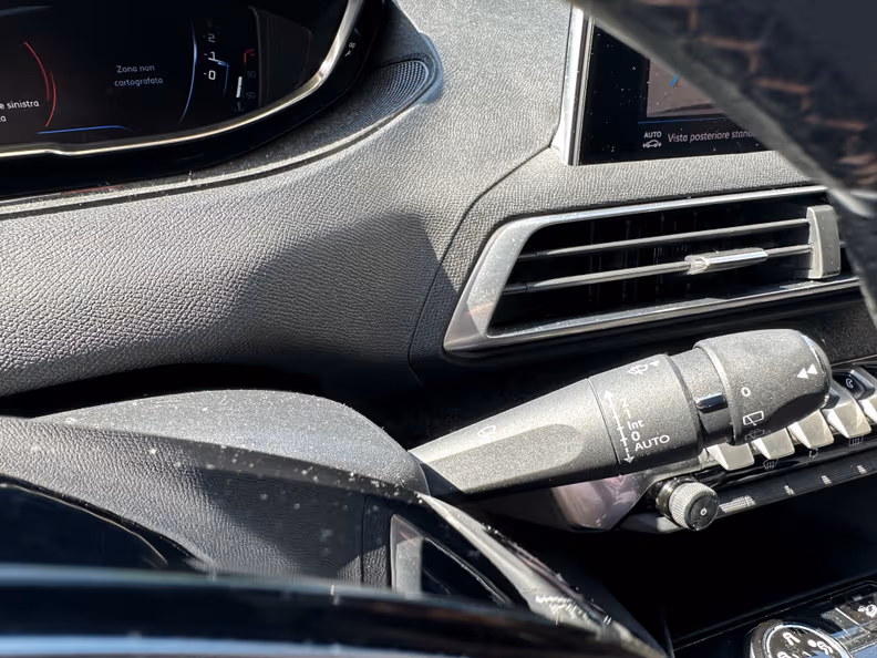 Peugeot 3008 - 25