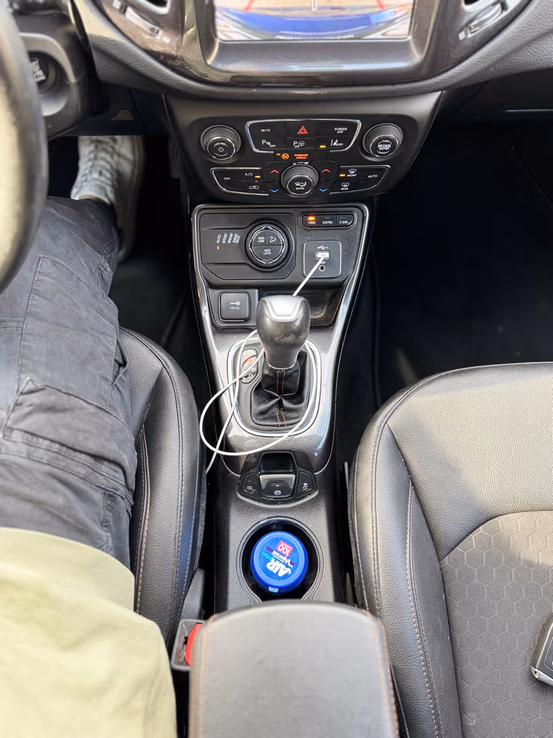 Jeep Compass - 18