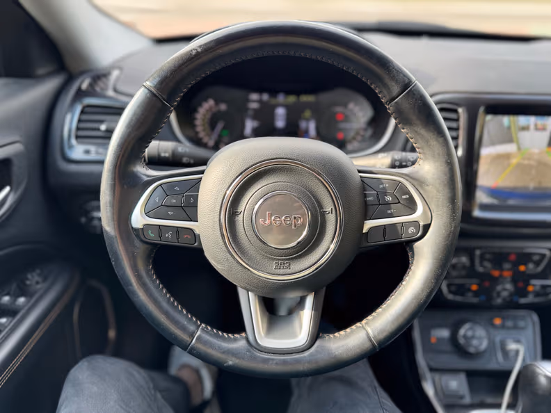 Jeep Compass - 16
