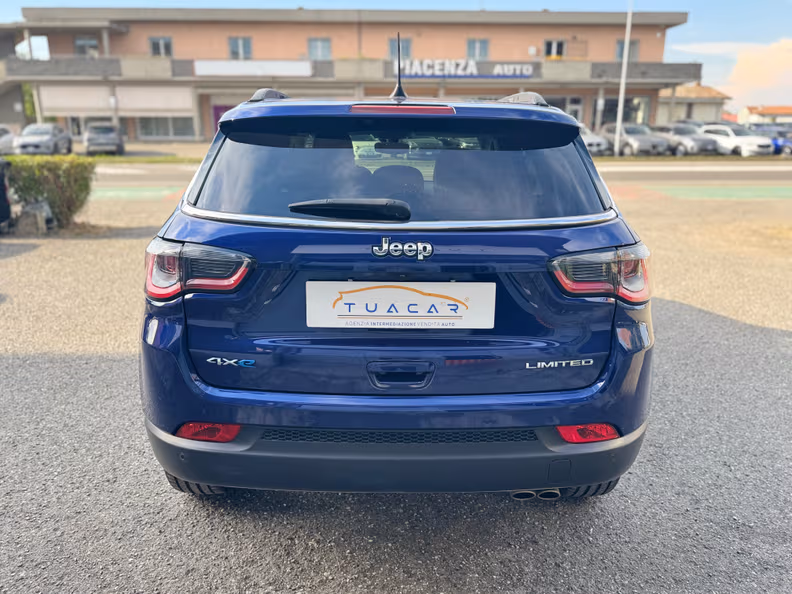 Jeep Compass - 4