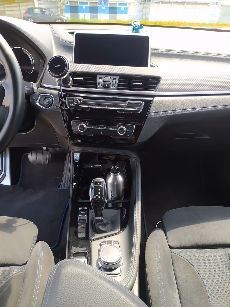 BMW X2 - 15