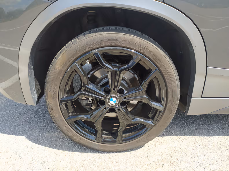 BMW X2 - 25