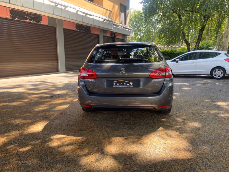 Peugeot 308 - 6