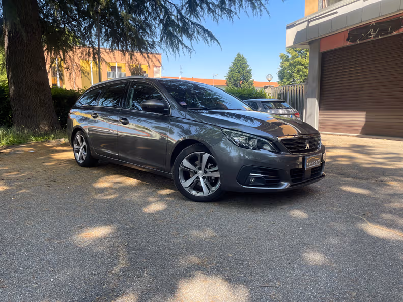 Peugeot 308 - 3