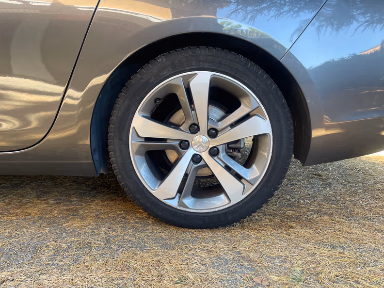 Peugeot 308 - 9