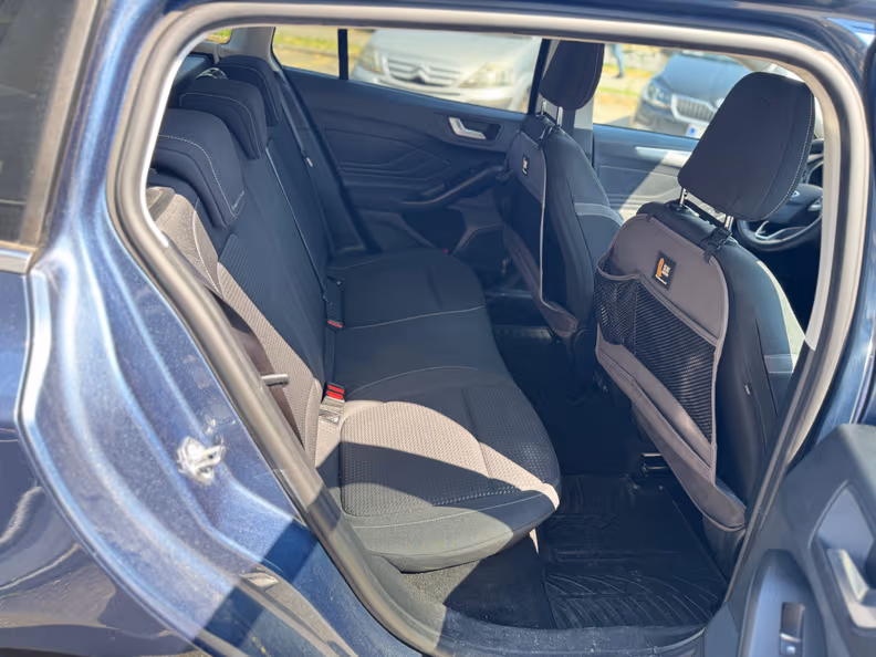 Ford Focus - 24
