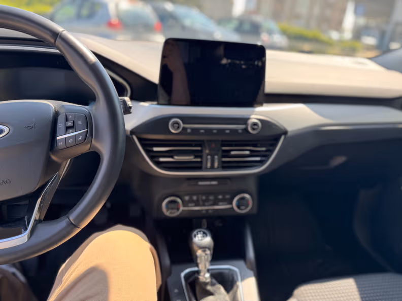 Ford Focus - 17