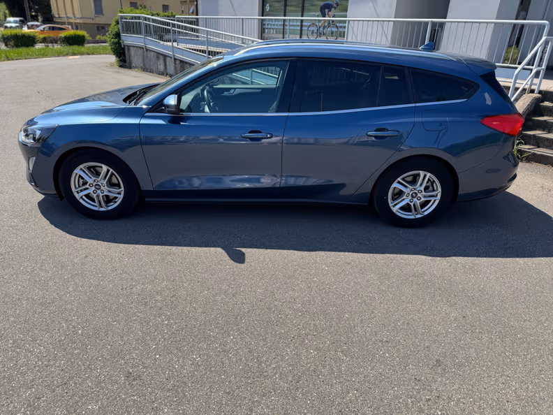Ford Focus - 2