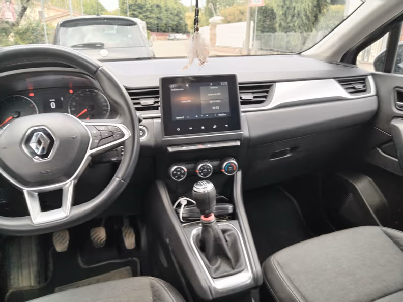 Renault Captur - 41
