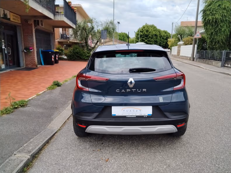 Renault Captur - 21