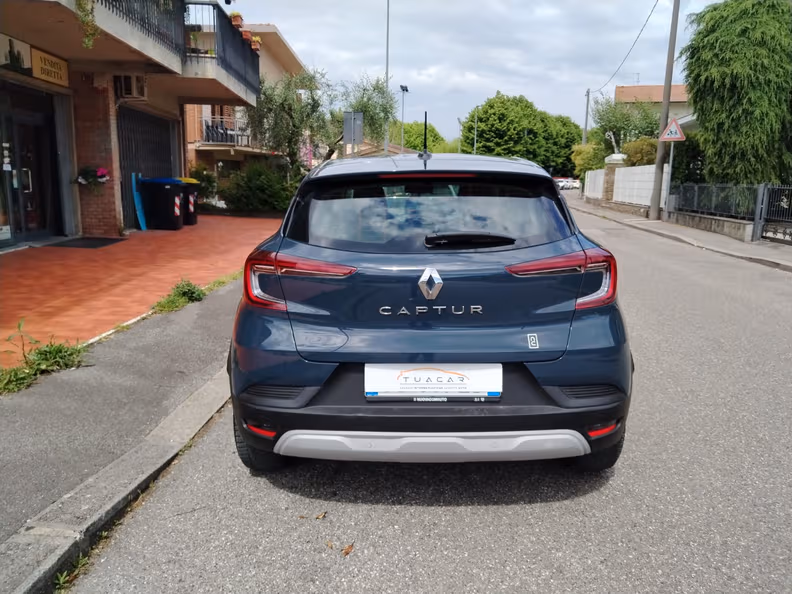 Renault Captur - 28