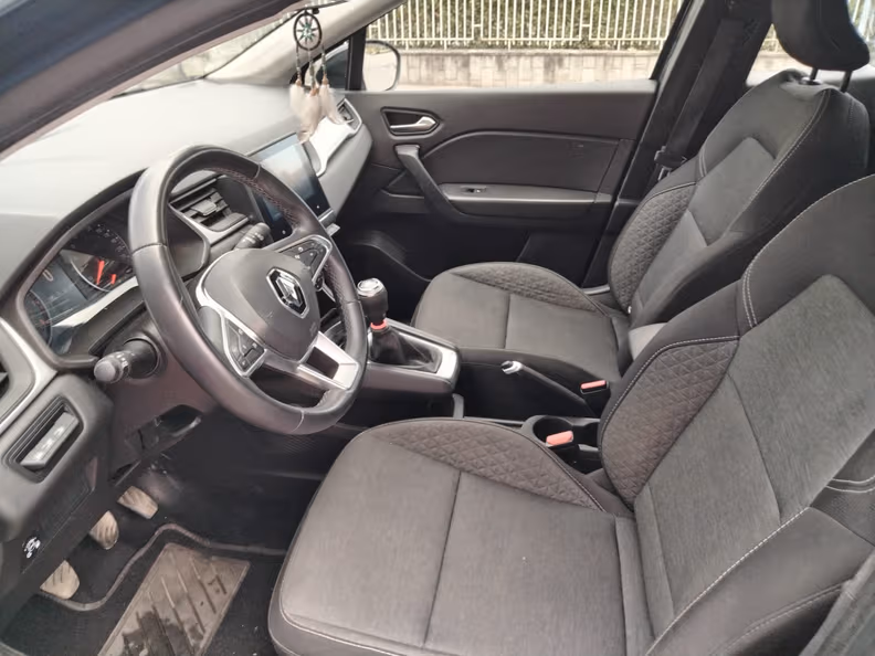 Renault Captur - 30