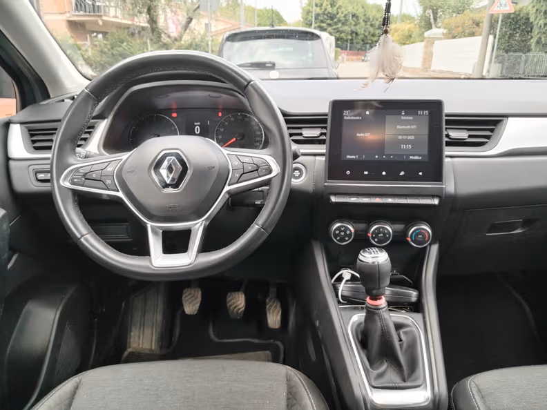 Renault Captur - 31