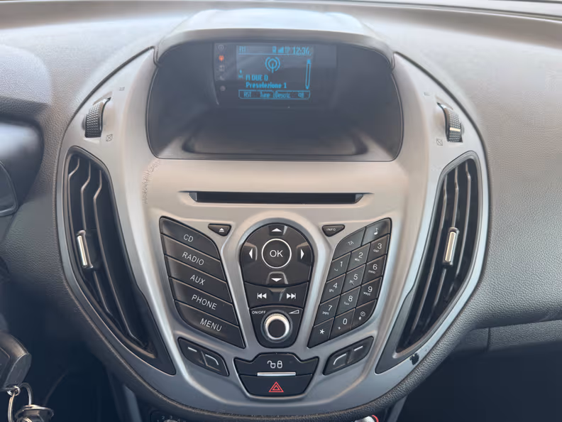 Ford B-MAX - 13