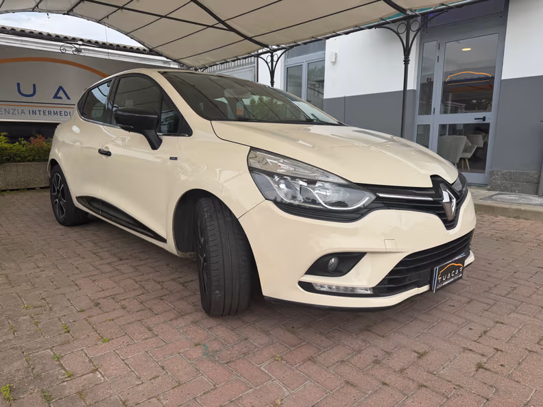 Renault Clio - 3