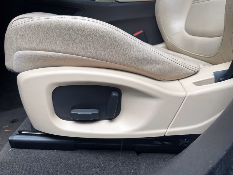 Jaguar F-Pace - 33