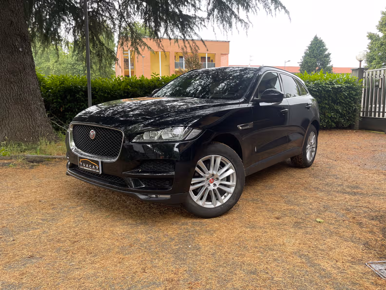 Jaguar F-Pace