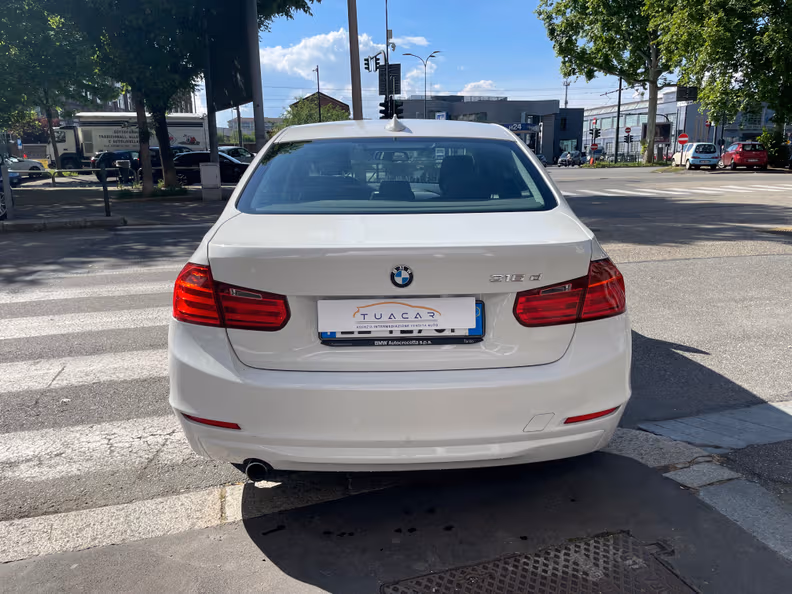 BMW 3 series - 6