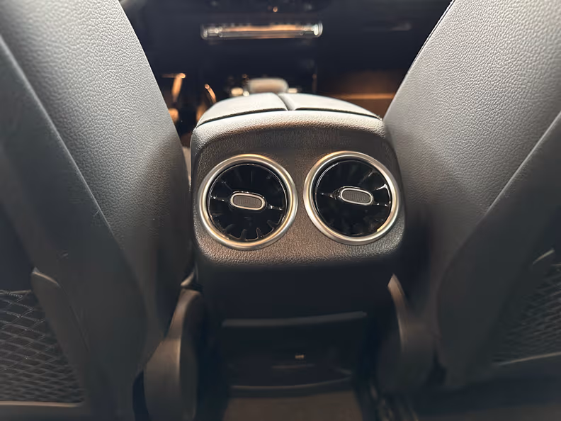 Mercedes-Benz CLA-Class - 36