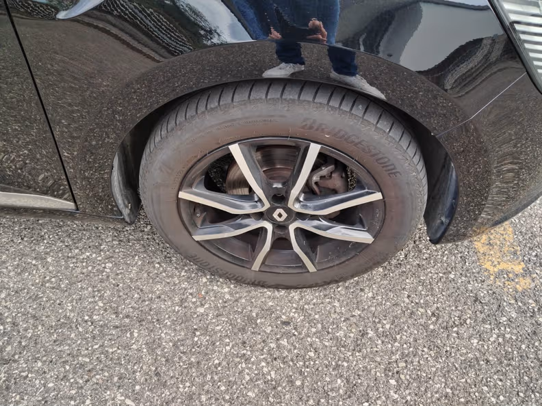 Renault Clio - 19